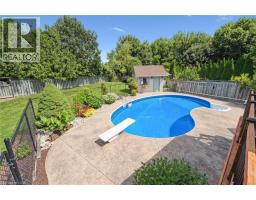 37 MUNROE Crescent - 49