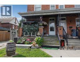 22 PICTON Street E - 2