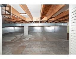 652 ARDLEIGH Crescent - 31