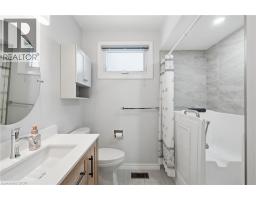 6 CAPRICE Court - 20