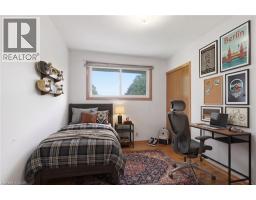 6 CAPRICE Court - 26