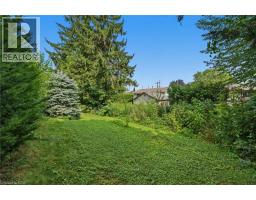 6 CAPRICE Court - 46