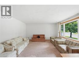 6 CAPRICE Court - 8