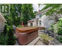 22 SOPHIA Street - 40