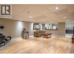 49 BRANTHAVEN Drive - 33