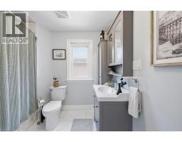 70 GAGE Avenue S - 27