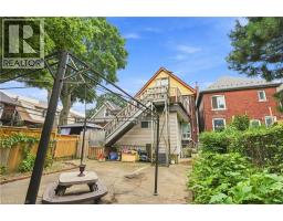 105 ROSEMONT Avenue - 27
