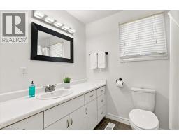 79 FENNEL Street - 24