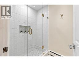 105 WHITTINGTON Place - 33
