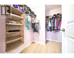 166 DEERPATH Drive UnitNo. 32 - 17