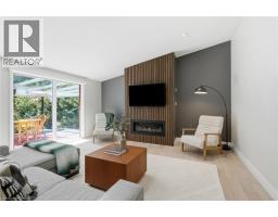18 DUNDEE Drive - 18