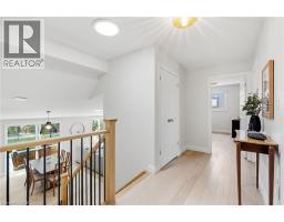 18 DUNDEE Drive - 19
