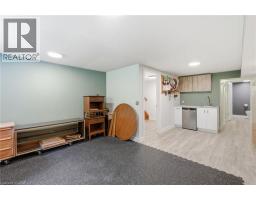 18 DUNDEE Drive - 32
