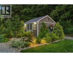 18 DUNDEE Drive - 38
