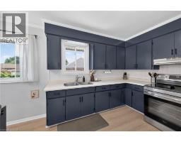 13 ALLANBURG Road S - 17
