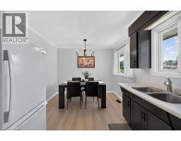 13 ALLANBURG Road S - 19
