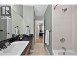 13 ALLANBURG Road S - 31