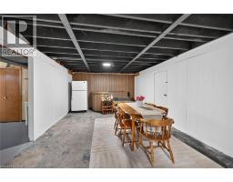 13 ALLANBURG Road S - 32