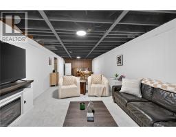 13 ALLANBURG Road S - 36