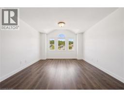 71 PEACH BLOSSOM Crescent - 20