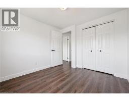 71 PEACH BLOSSOM Crescent - 29