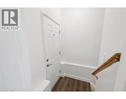 71 PEACH BLOSSOM Crescent - 32