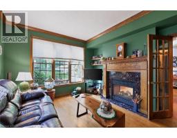 238 NORWICH TOWNLINE - 14