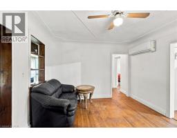 698 YORK Road - 16