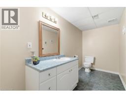 210 BASTILLE Street - 32