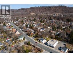 50 CREIGHTON Road - 22
