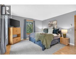 35 WILLIAM Street N - 14
