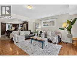 35 WILLIAM Street N - 2