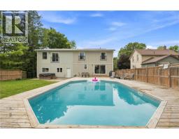 35 WILLIAM Street N - 32
