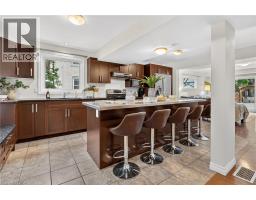 35 WILLIAM Street N - 6