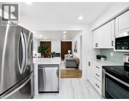 627 UPPER SHERMAN Avenue - 6