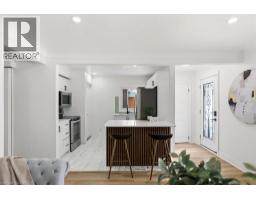 627 UPPER SHERMAN Avenue - 7