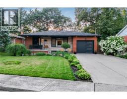 24 GARVEY Crescent - 2