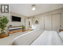 24 GARVEY Crescent - 22