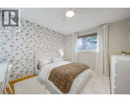 24 GARVEY Crescent - 24
