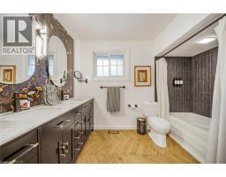 24 GARVEY Crescent - 25