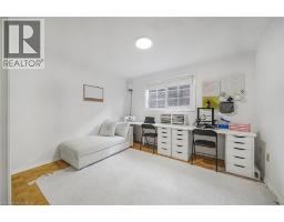 24 GARVEY Crescent - 27