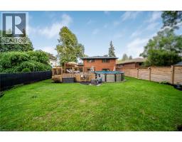 24 GARVEY Crescent - 40