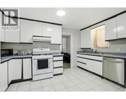 4 HILDA Street - 13