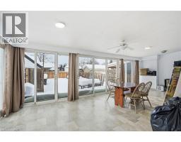 4 HILDA Street - 16
