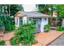 134 KITCHENER Road - 4