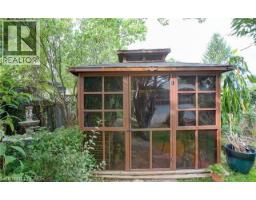 134 KITCHENER Road - 5