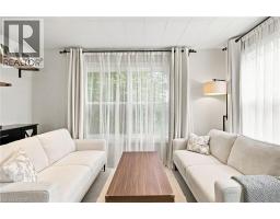 122 LIMERIDGE Road W - 9