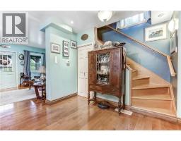 164 HEAD Street N - 8