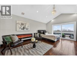 237B MAIN Street W - 26