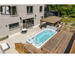 237B MAIN Street W - 35